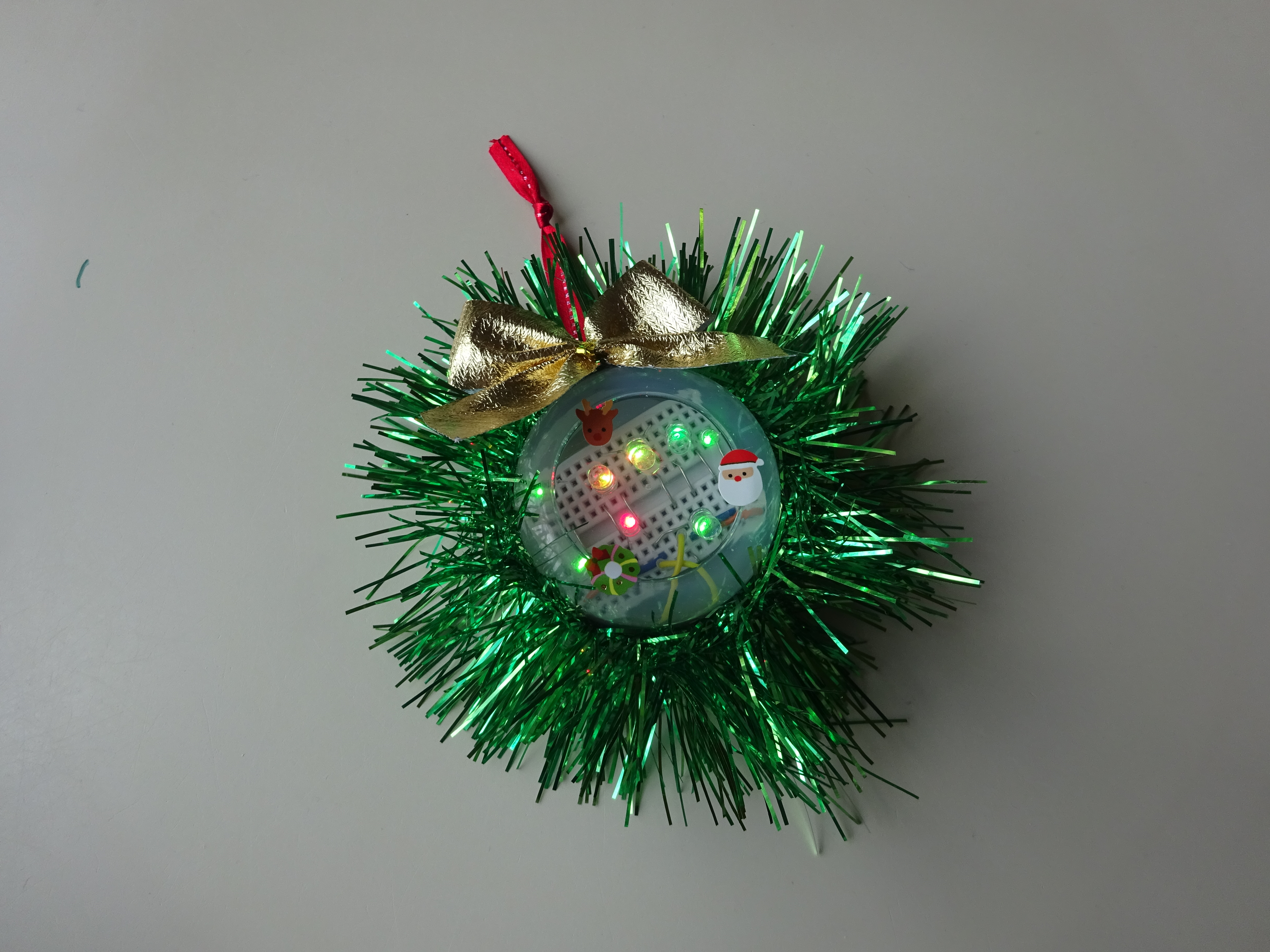 当日受付あり 電子工作 Ledで光るクリスマスリース みえこどもの城 公益財団法人三重こどもわかもの育成財団